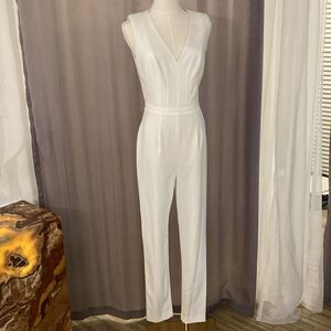 Marciano White Sleeveless Jumpsuit with Fitted Bodice. XS